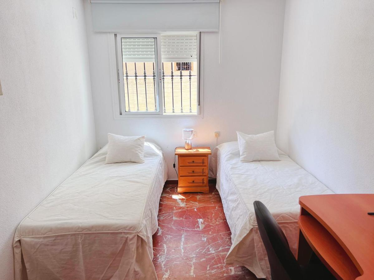 3 Habitacion Centro Huelva Exteriör bild